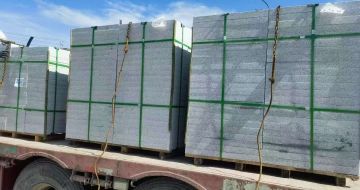 珠海 芝麻白花岗岩地铺石装车日常