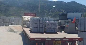 珠海 芝麻白仿形路沿石，直形路沿石