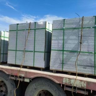 珠海 芝麻白花岗岩地铺石装车日常