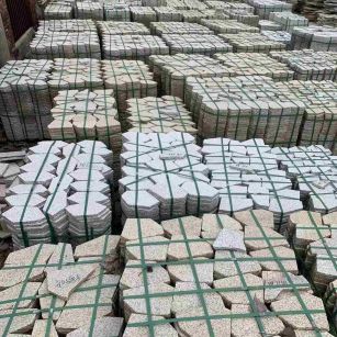 珠海 黄金麻白麻花岗岩荔枝面地铺石(冰裂纹)