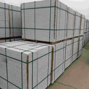 珠海 白麻花岗岩石材荔枝面地铺石（300*600*50）