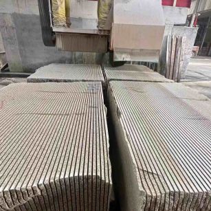 珠海 车间生产日常，黄金麻白麻花岗岩