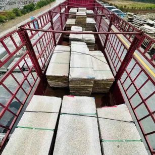 珠海 黄金麻花岗岩荔枝面，光面毛板装车完成