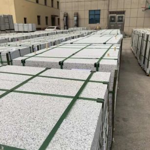 珠海 白麻花岗岩5.0公分荔枝面地铺石