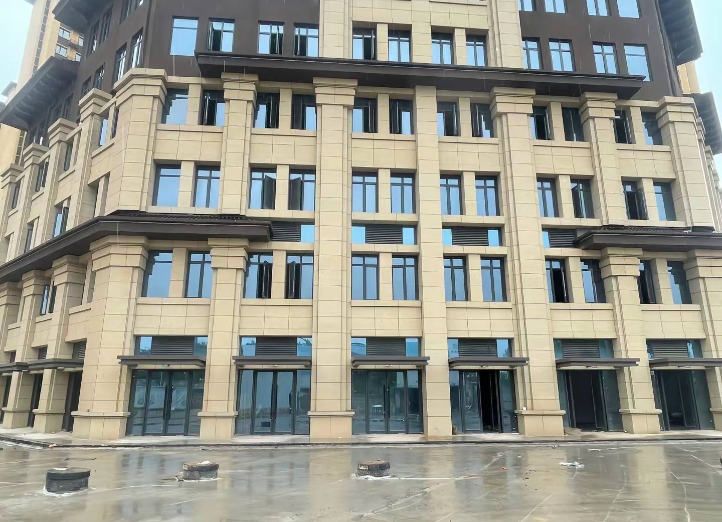 珠海 黄金麻花岗岩荔枝面小区外墙干挂