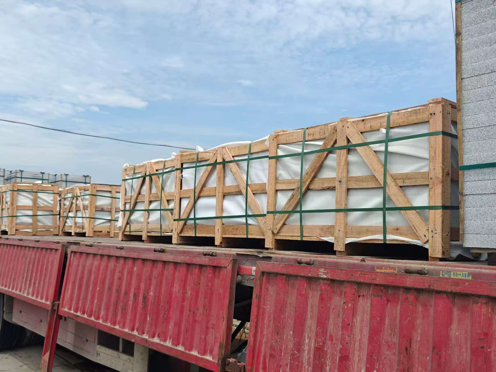 珠海 芝麻白花岗岩地铺石出口专车-泰国游