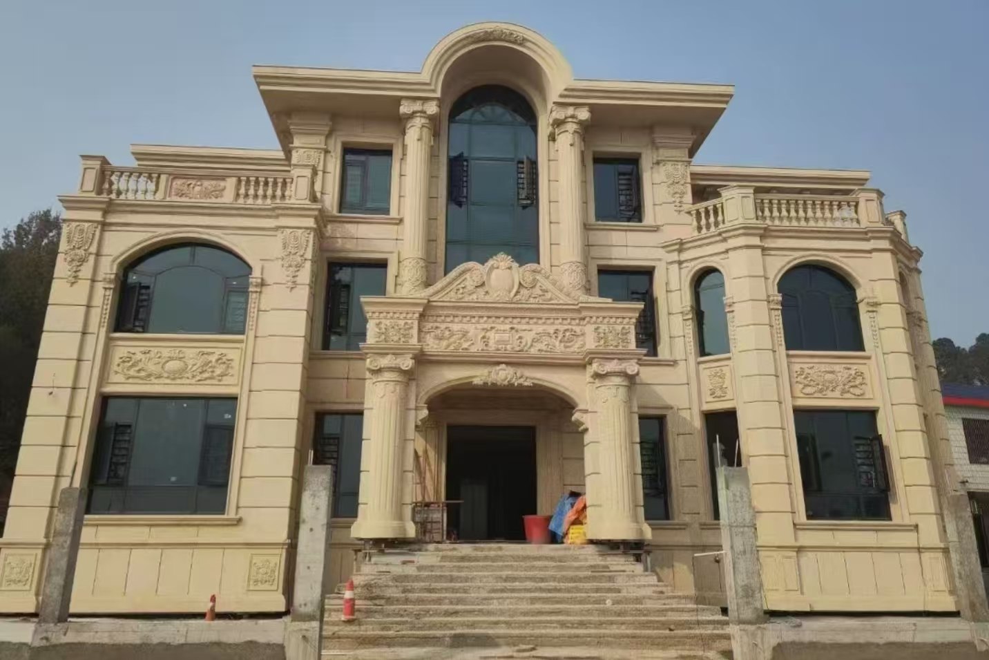 珠海 黄金麻花岗岩别墅外墙干挂