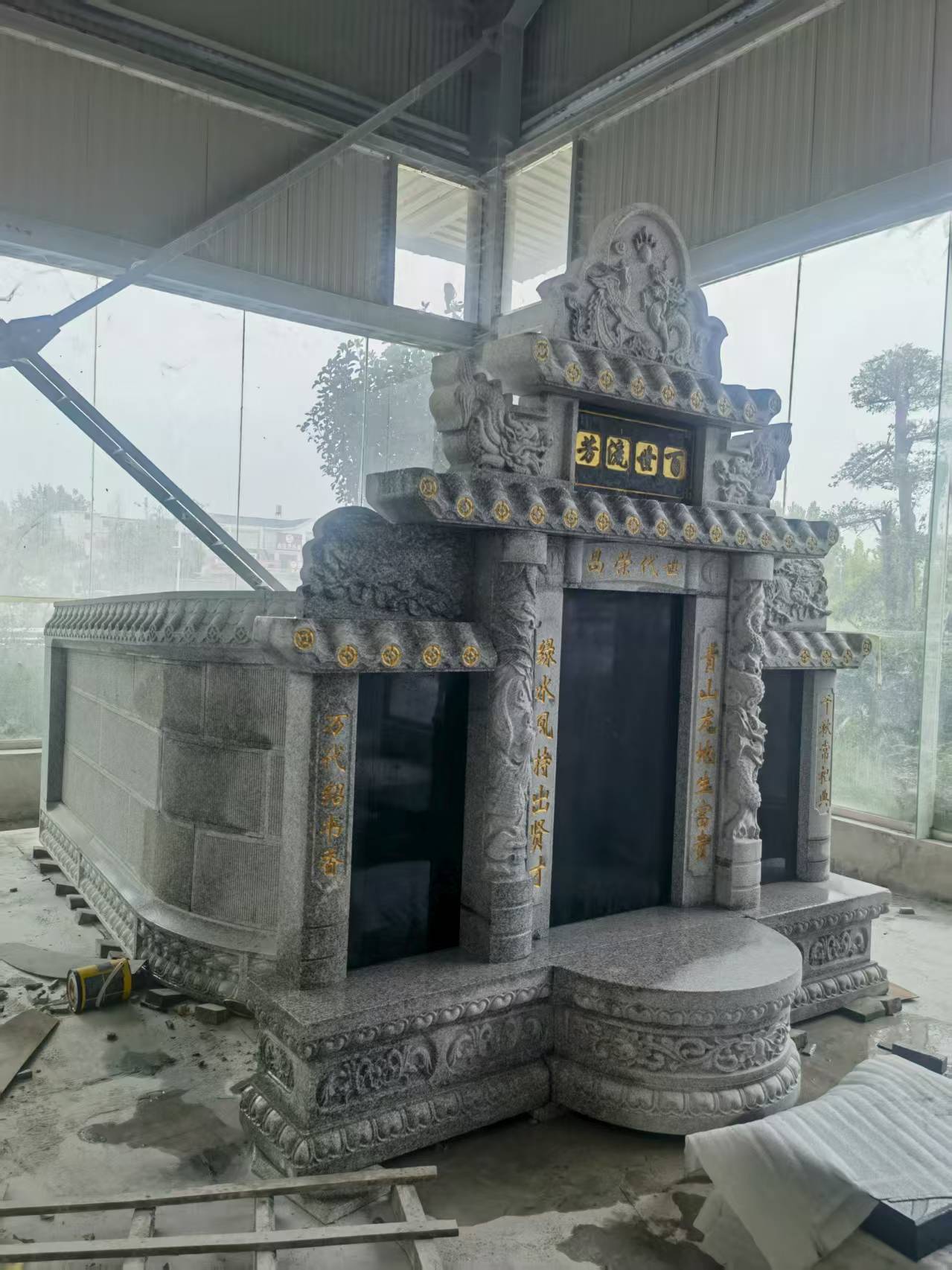 珠海 芝麻白墓碑效果展示图