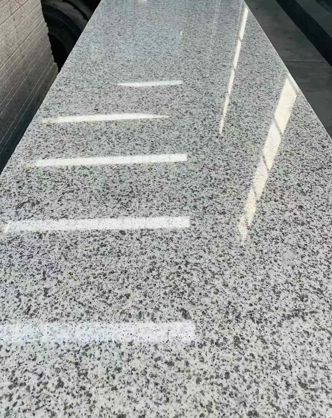 珠海 白麻花岗岩光面毛板